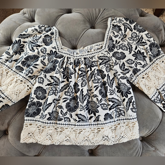 Cropped floral top - Picture 1 of 8